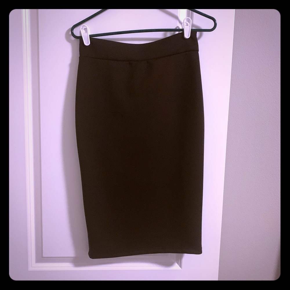 Brown pencil skirt